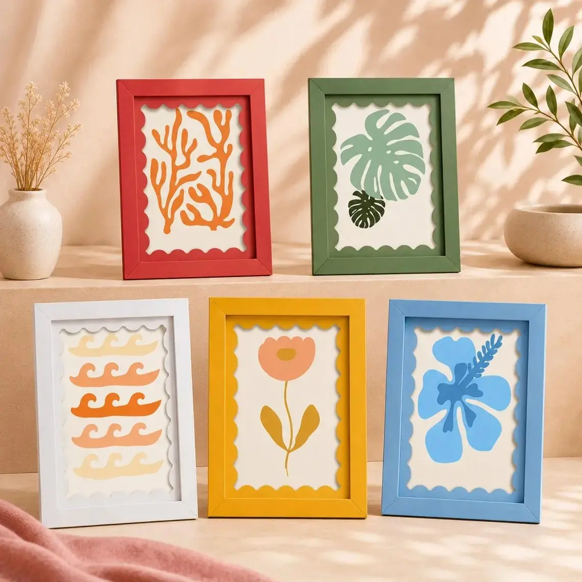 Multi-Sized Wavy Edge Photo Frame, Wall and Desktop Mount, Fits 4x6/5x7/8x10/12x12 Photos, Decorative DIY Frame for Home Decoration and Gifts