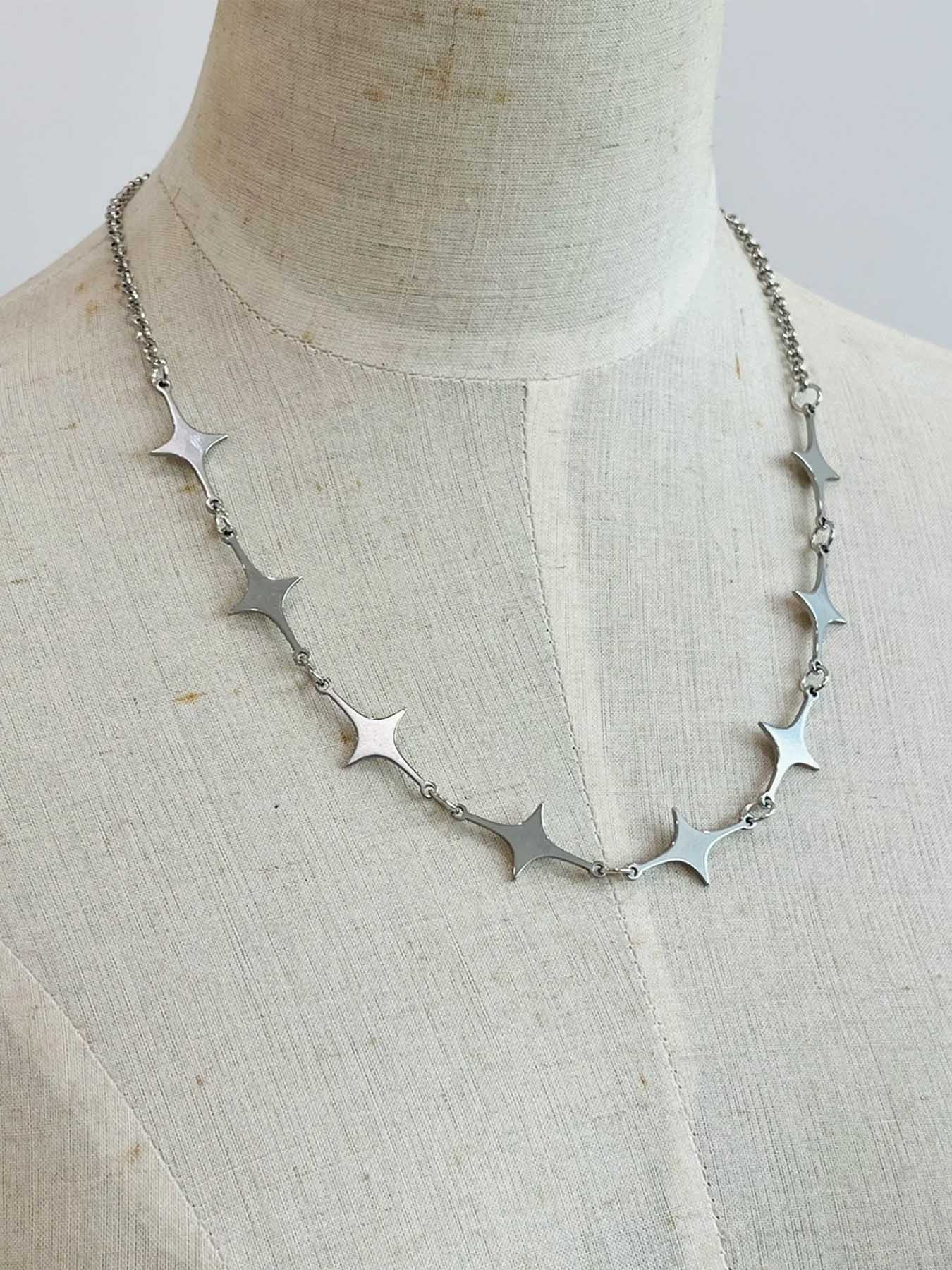 1 Piece Y2k Trendy Stainless Steel Star Chain Necklace, Necklace Layering Clasp, Minimalist Punk Women's Street Style Party Personalized Spice Girl Necklace Accessories, Modern Versatile Accessories