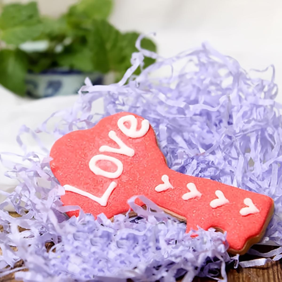 Key-Shaped, Stainless Steel Cookie Cutters That Are Easy to Release, Perfect for Home Baking And Treats for Bakeries, Suitable for Both Clay And Baking, Ideal for Wedding, Valentine'S Day, And Birthday Party Decorations