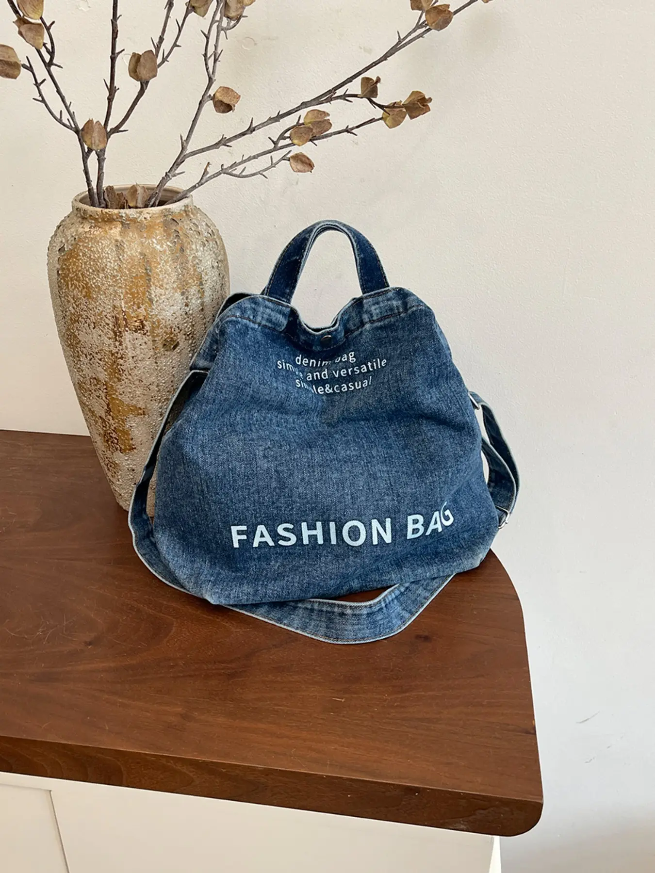 Large Capacity Casual Messenger Bag, Letter Pattern Fabric Backpack, Elegant Handbag for Daily Use, Business Travel, Dates