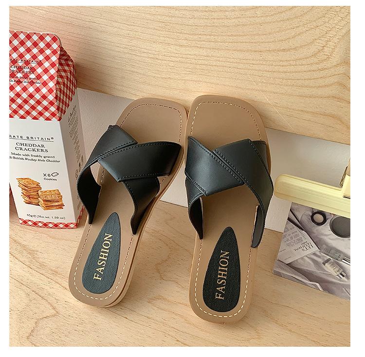 Summer Women's Flat Sandals Fashionable Open Toe Slippers Casual Beach Sandals for Daily Wear and Outdoor Activities