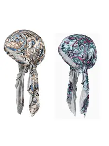 2-piece set of vintage cashmere-patterned long braid hat with a tied-back headscarf. Lightweight, elastic hairband with pre-knotted ties. Ideal for casual Bohemian wear in everyday life or for traveling.
