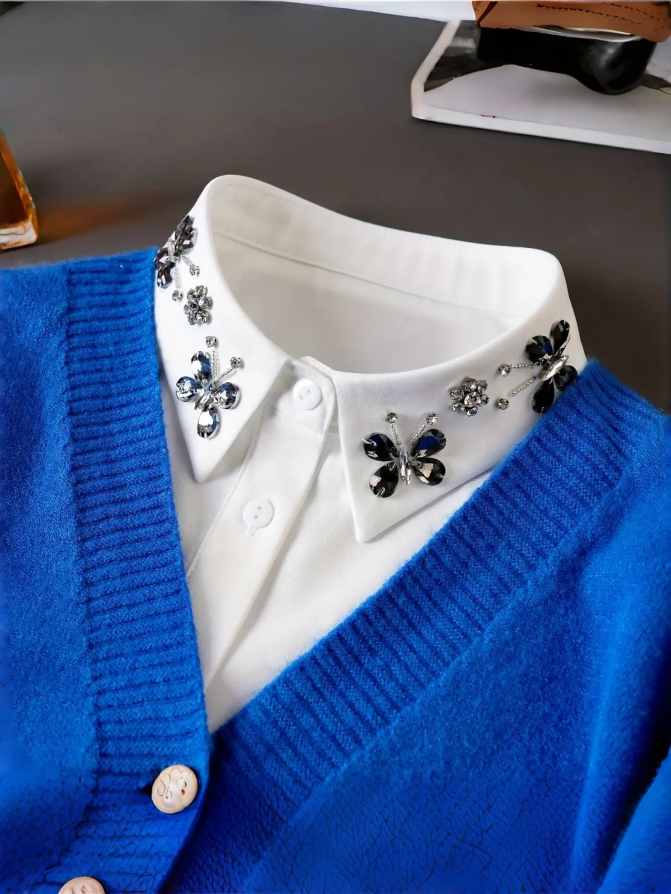 Butterfly Shaped Rhinestone Decor Detachable Shirt Collar, Button Front Dickey Collar, Versatile Layering Accessory for Party Cosplay