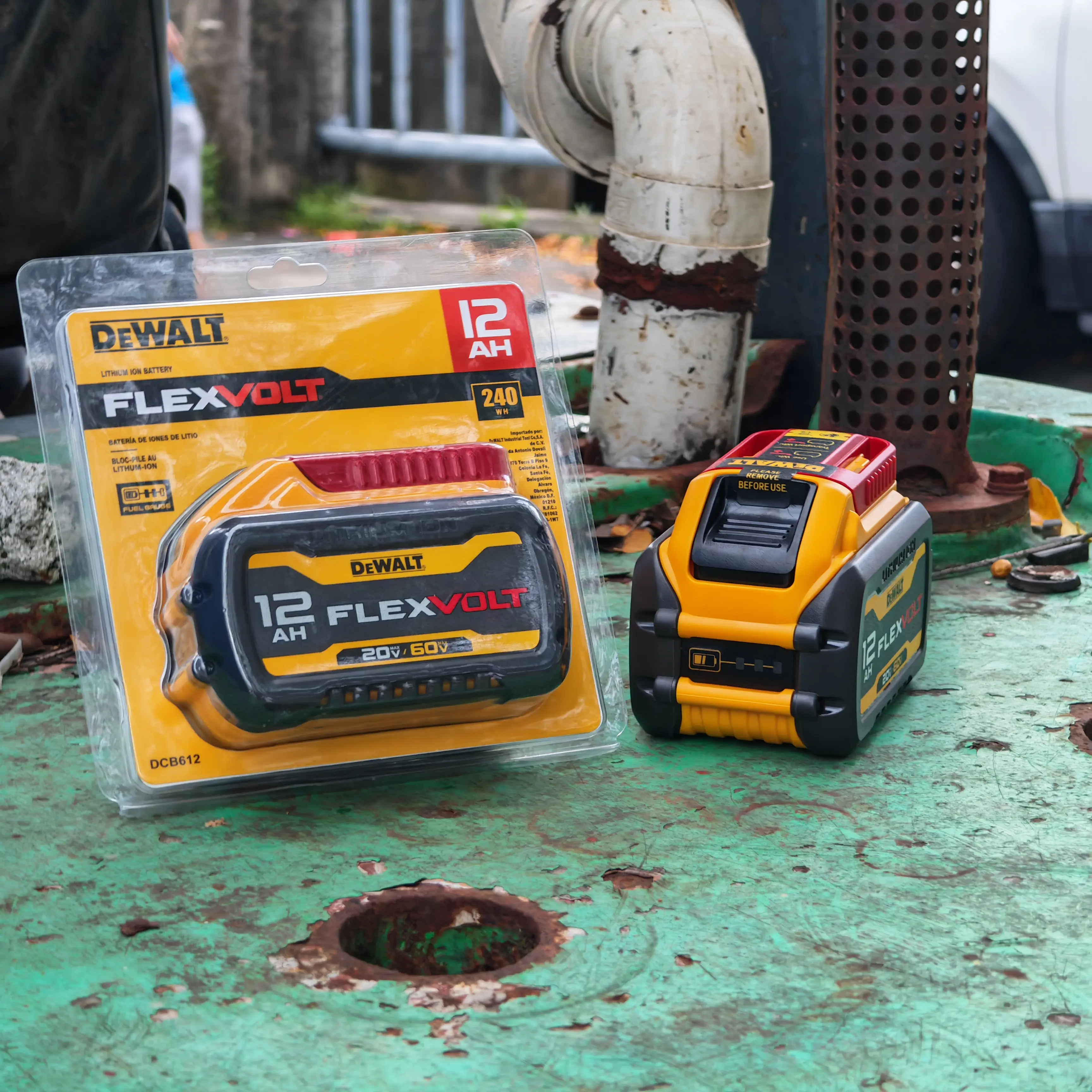 Dewalt 20V/60V Max Flexvolt Dual Voltage 12Ah Battery, Compatible with DCB606 DCB609 DCB612, 3-LED Gauge, Overcharge Protection, for Cordless Power Tools, 21700 cells