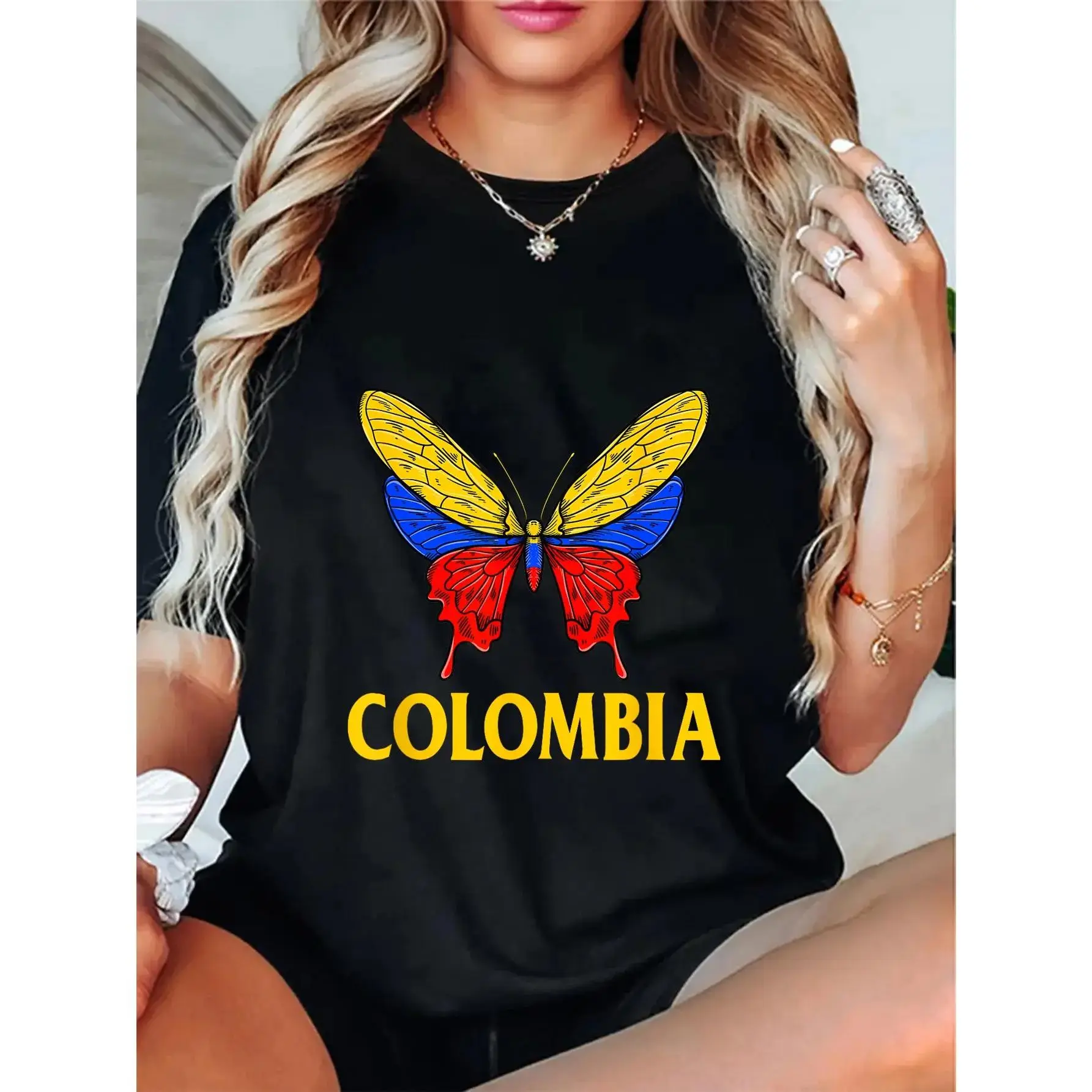Colombian Heritage Short-Sleeve Casual Round Neck Streetwear Top, Sports & Outdoor Flag-Themed Shirt, Fitted, Lady