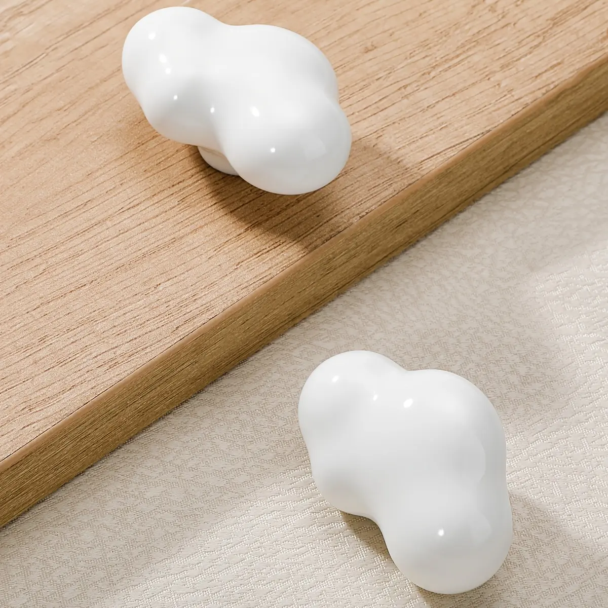 [2pcs Cartoon Cloud Pulls] 2pcs Polished Ceramic Cartoon Round Cloud Shaped Drawer Pulls |   Simple Single Hole, for Kids Bedroom