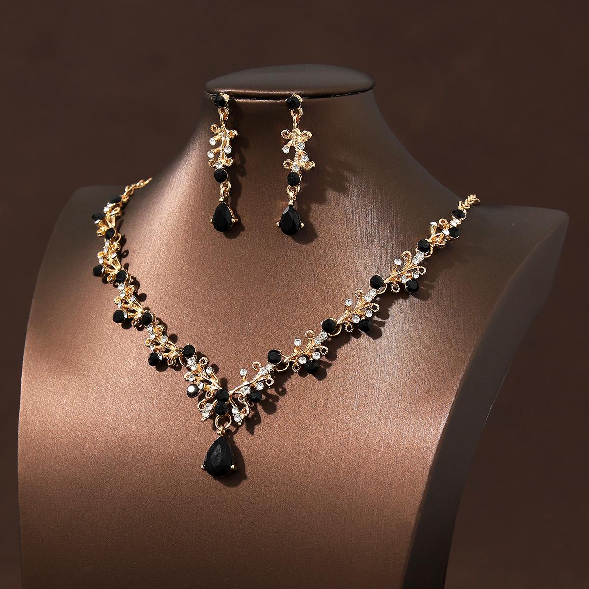 Vintage Emerald Green Teardrop Necklace Set, Women's Necklace & Earrings Set, Luxury Bridal Jewelry for Wedding & Banquet