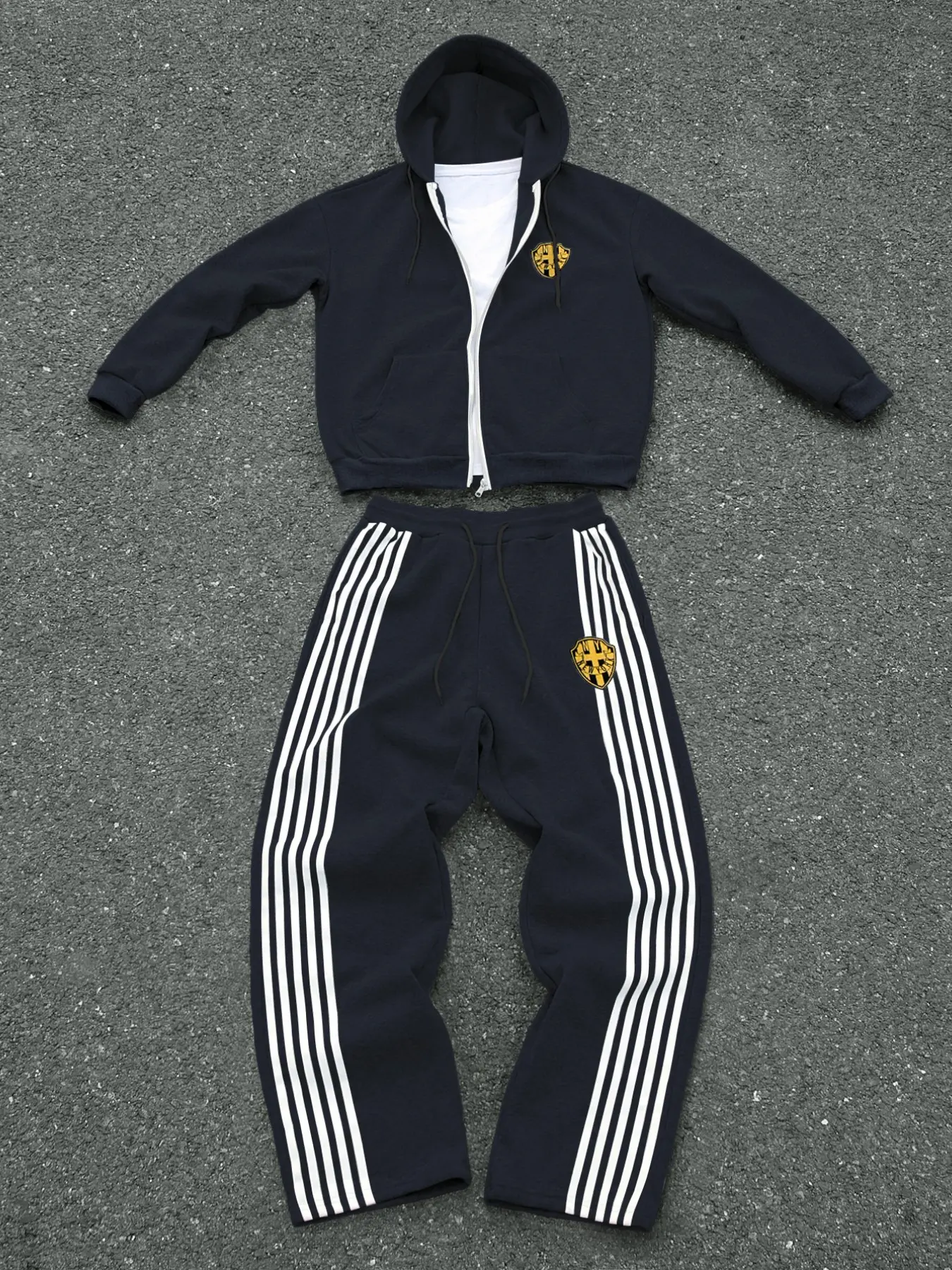 Men's Two-Piece Set with Zipper Hoodie and Jogger Pants, Comfortable Fleece Lining, Embroidered Badge, Striped Sportswear, Fall & Winter