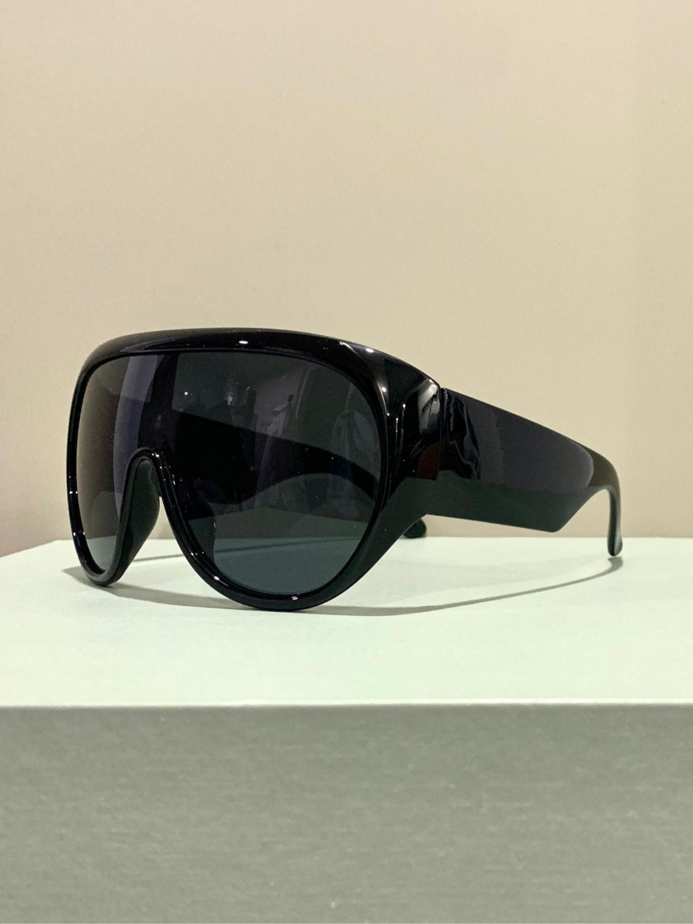 Unisex Vintage Trendy Oversized Glasses, Retro Casual Tinted Lens Glasses for Everyday Use, Fashion Accessories for Outdoor Activities, Trendy Beach Eyewear