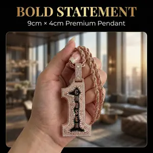 The letter 1, a hip-hop pendant, is a great gift.