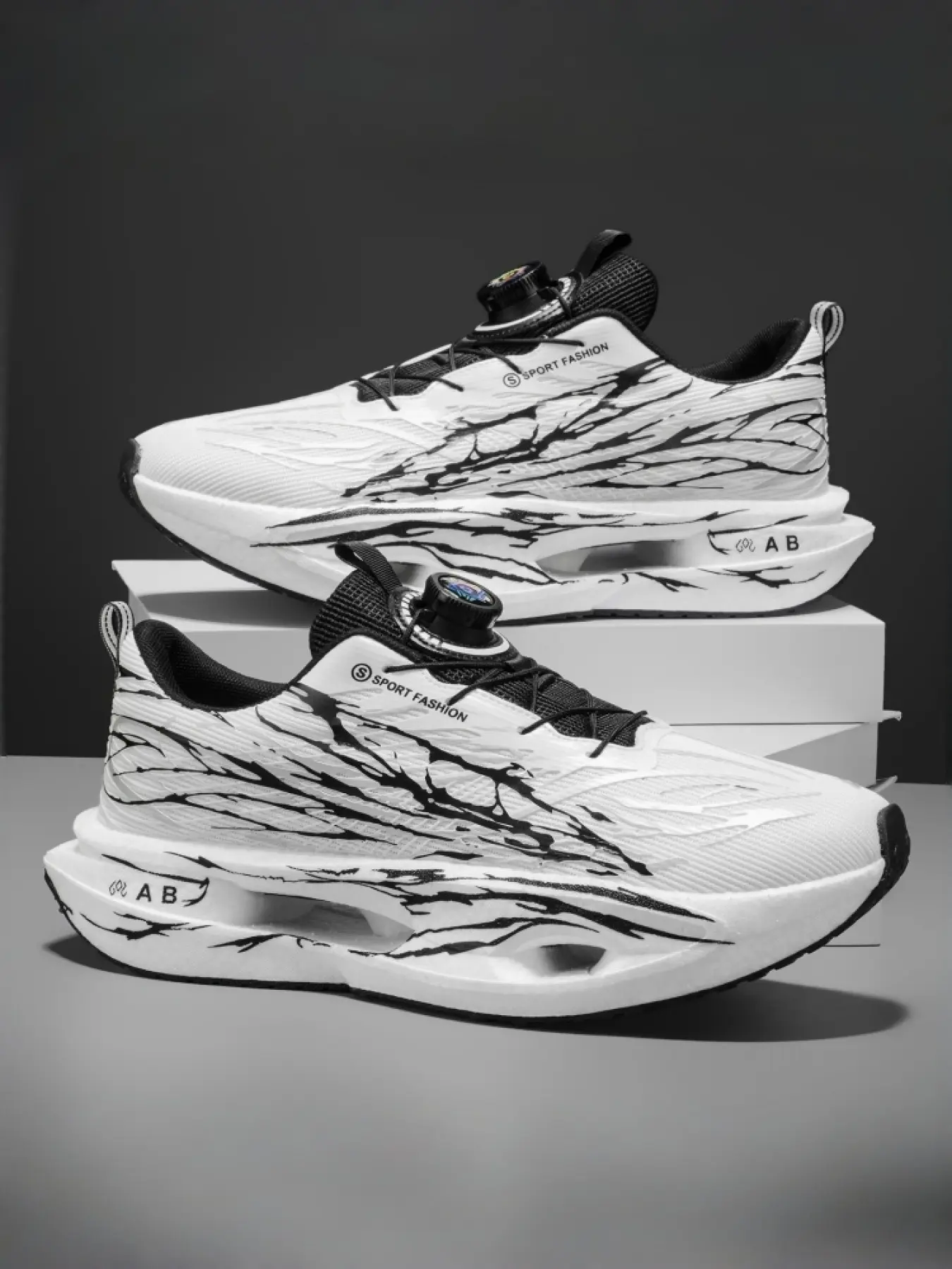 Size 39-44 Men's Training Running Shoes Flame Print Rotary Buckle Flyknit Popcorn Sole Training/Sports - Mesh Breathable, Cushioning Anti-Slip Wear-Resistant