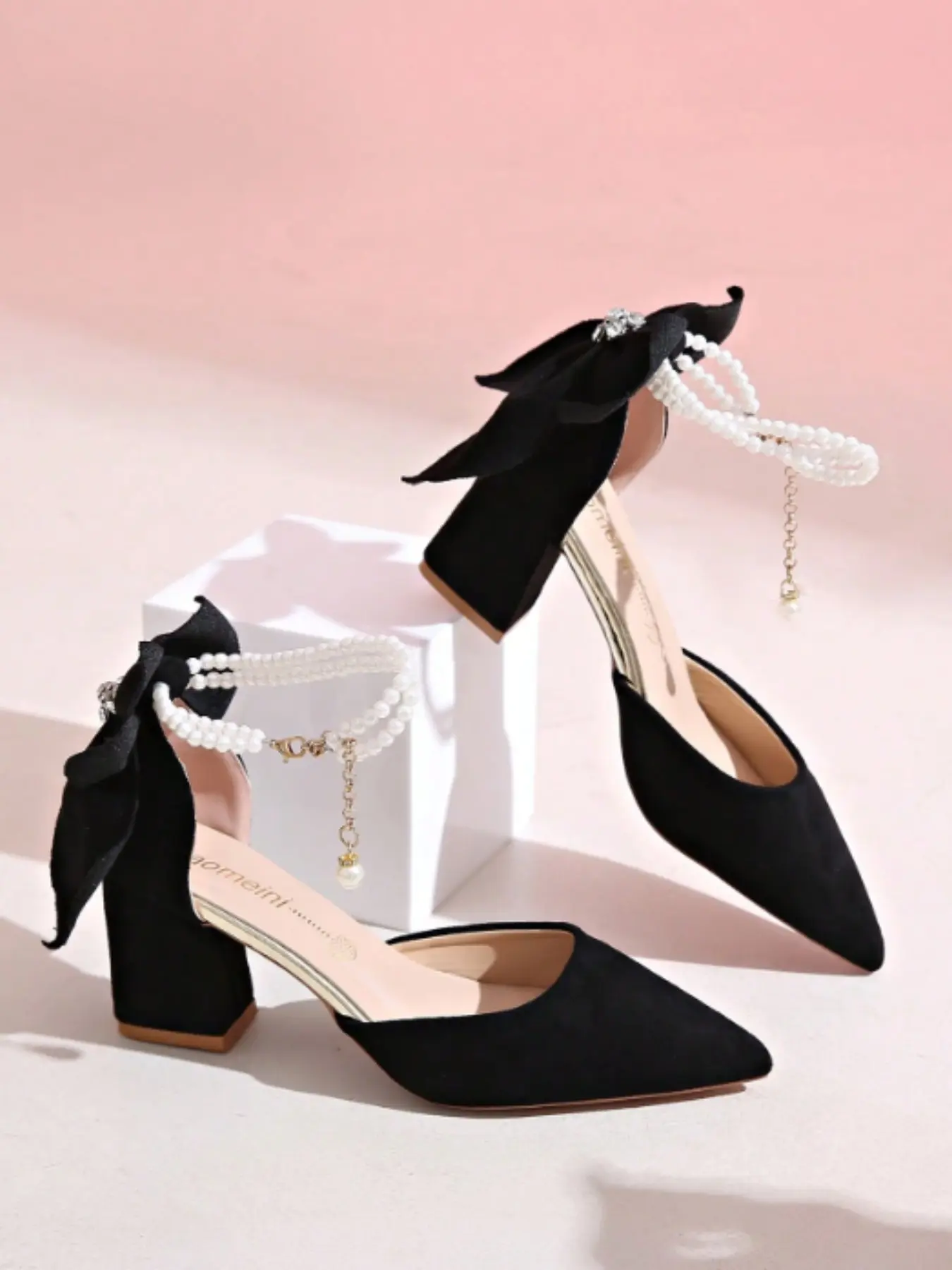 Wedding Shoes for Women, Chunky Heel High Heels, New Design Butterfly Knot Pearl Chain Buckle, Comfortable Elegant Fashion Bride Shoes
