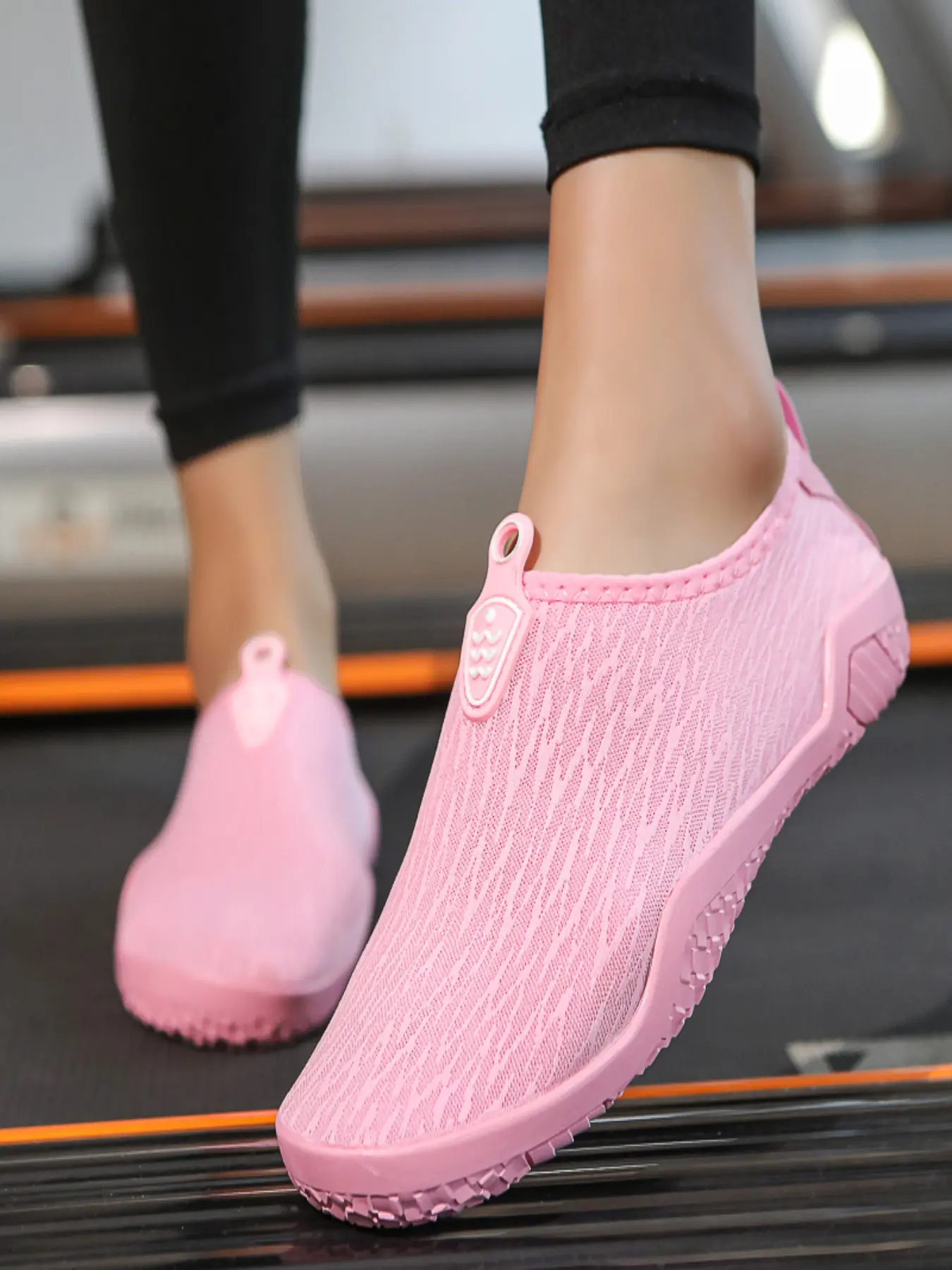 1 Pair Solid Lightweight Water Shoes Quick Dry Drain Non Slip Aqua Socks for Snorkeling Surfing River Trekking All People