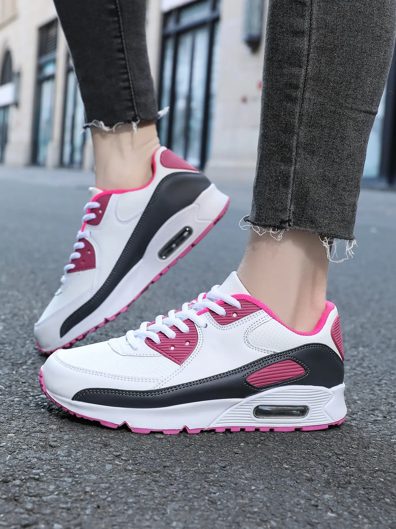 Women's Lace-Up Thick Sole Casual Sports Shoes, Lightweight Comfort, Air Cushion Shock Absorption, Ideal for Daily Wear and Outdoor Activities, Lightweight Athletic Sneakers, Sporty Sneaker, Thick Soled Sneakers