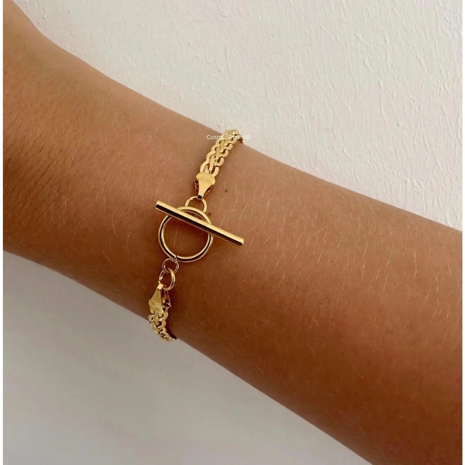 Delicate Gold Toggle Bracelet - 18kt Gold Plated Stainless Steel