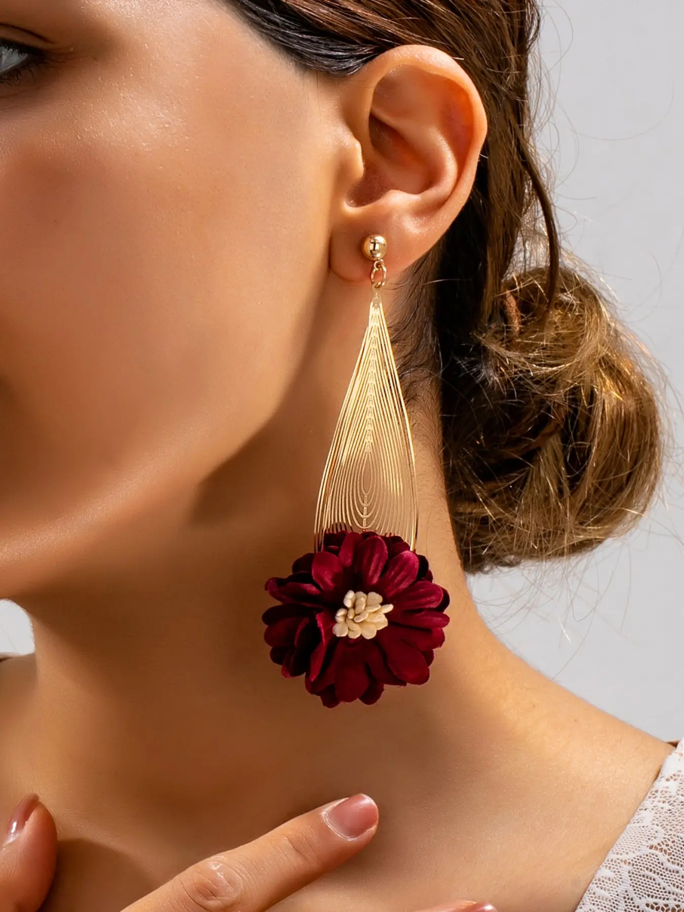 Burgundy Fabric Flower Drop Earrings with Teardrop Tassel, Elegant Floral Statement Earrings for Women, Party & Wedding Jewelry, Fashion Dangle Earrings, Teardrop Dangle Earrings