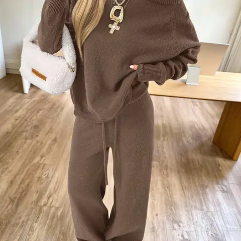 2-Piece Loose Fit Y2K Fashion Elegant Chic Women's Round Neck Knit Top, Long Sleeve Casual Clothing Set for All Seasons