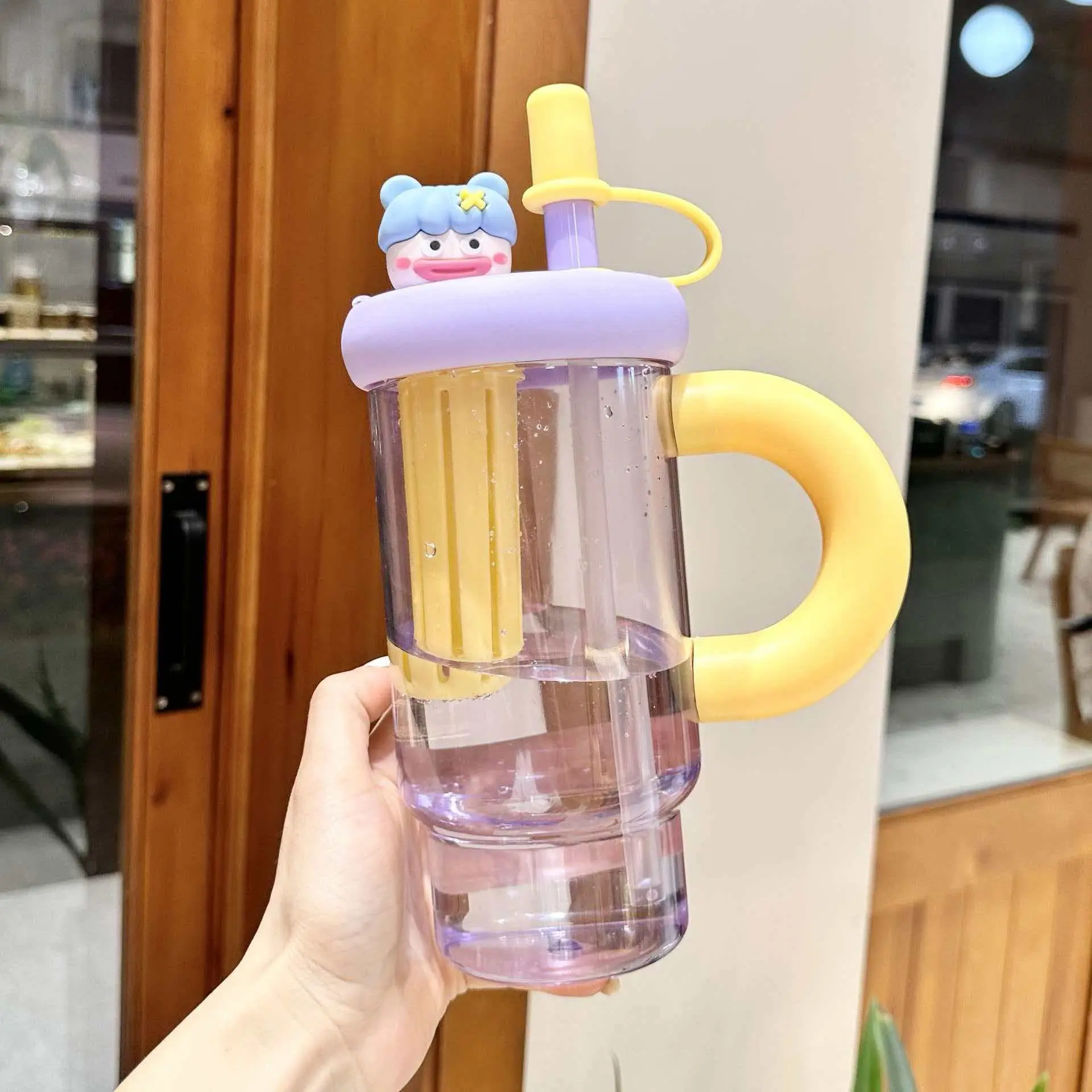 Summer Large Capacity Plastic Ice Cup with Straw, Cute Cartoon Design, Portable Handle, Flower Tea Bottle, Easy to Carry, Durable Water Bottle, Leakproof Reusable Bottle, Drinkware