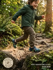 Dinosaur Print Kids Sandals, Anti-Collision and Non-Slip, Breathable, Unisex, Summer Outdoor Slippers, Reversible Design