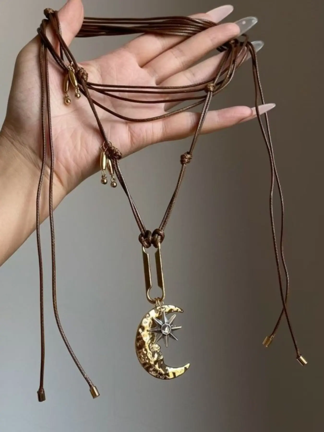 Boho Moon Star Pendant Adjustable Cord Necklace, Vintage Layered String Neck Accessory, Trendy Casual Neck Decoration for Daily Travel Outfits, Unique Holiday Birthday Gift for Women and Teen Girls