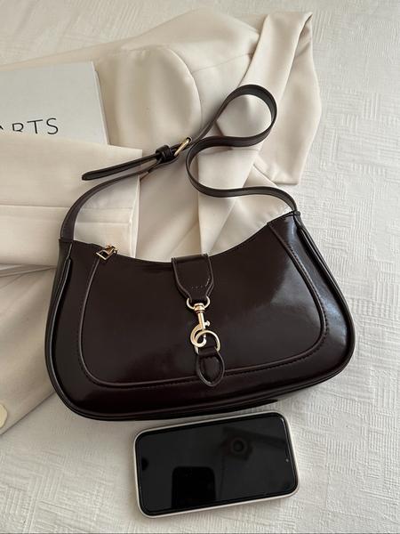 Chic Women's Crossbody Bag, Elegant Bags, Crossbody Clutch Purse, Fashionable and Versatile Underarm Bag for Everyday Elegance, Ideal Gift Suitable for Any