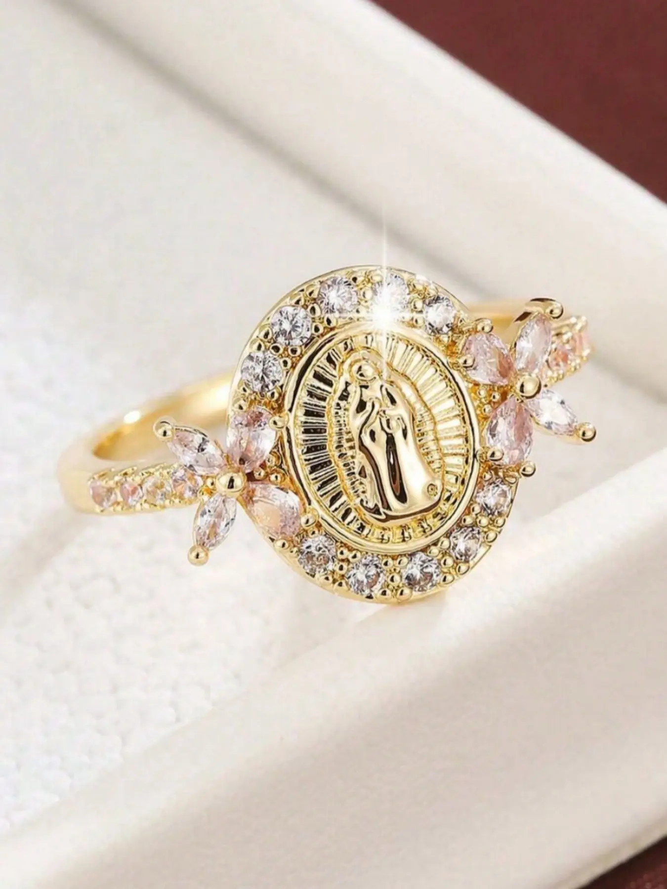 Exquisite Virgin Mary Rings for Women Rhinestone Decor Butterfly Design Rings Delicate Jewelry Perfect for Engagement Weddings Party, Daily Wear Anniversary Gift for Her