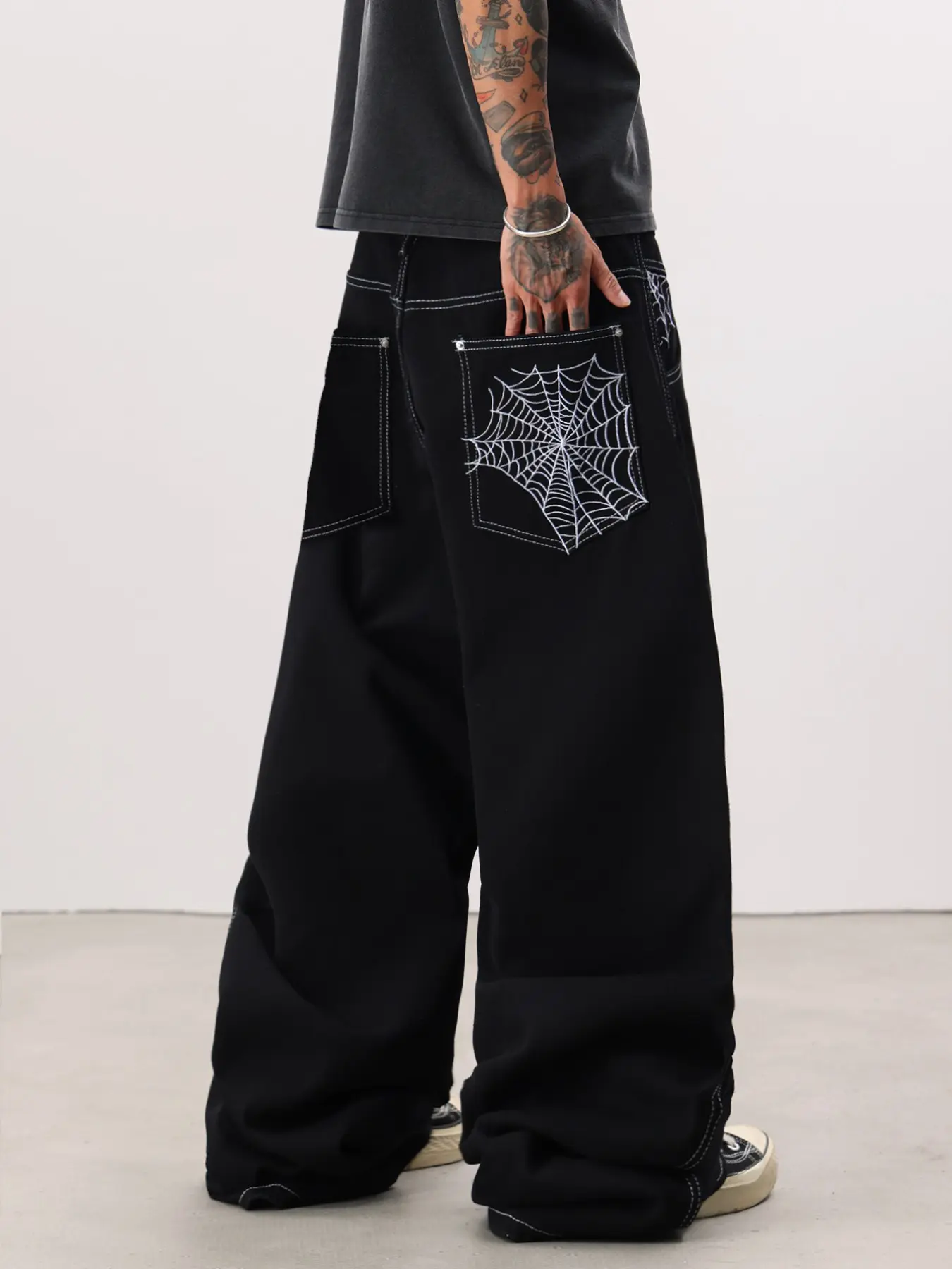Men's Loose Fit Embroidered Jeans, Streetwear Denim Pants, Y2K Street Style, Artistic Spider Web Patch, All-Seasons, Casual Daily Wear, Multiple Sizes Available