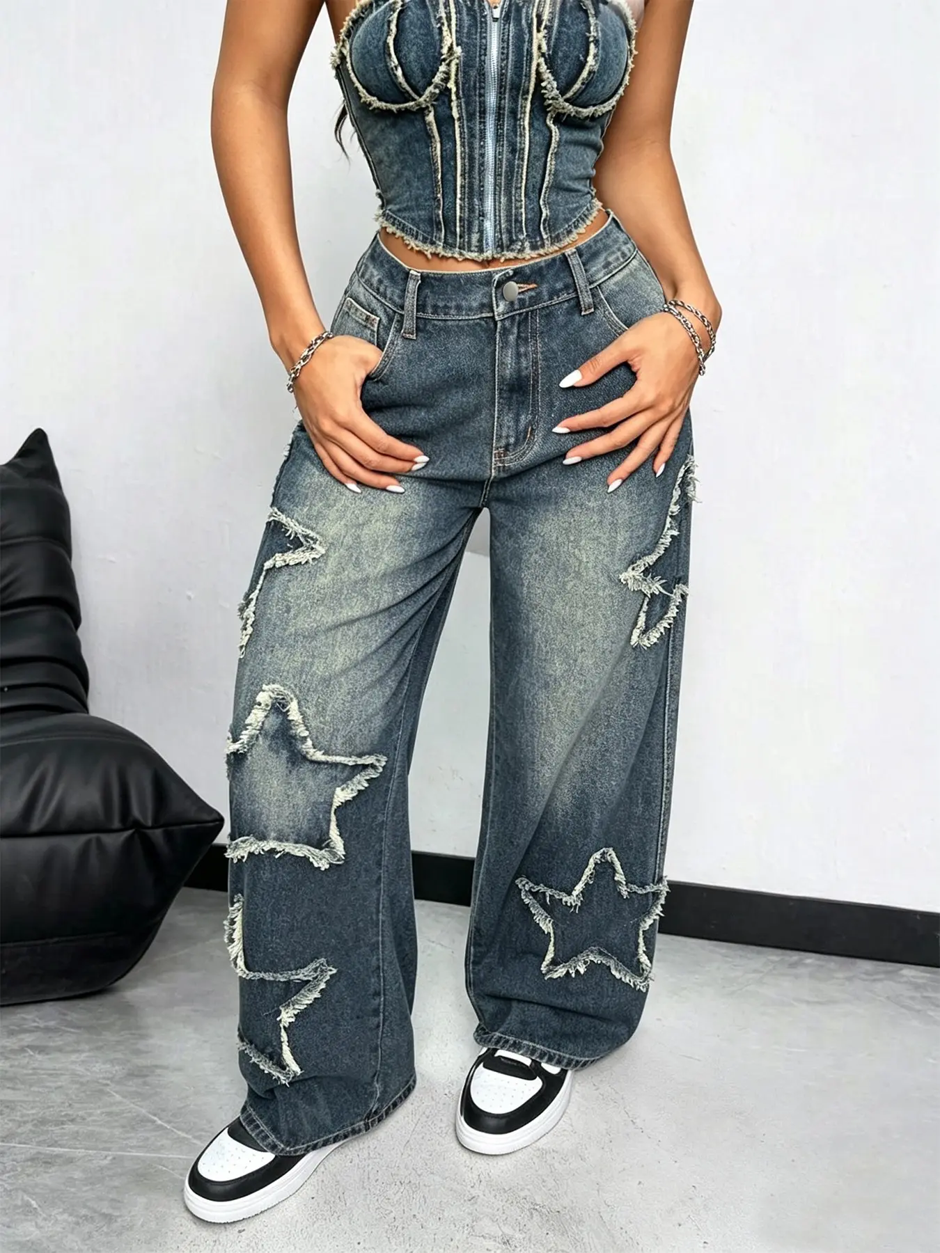 Small Size Women's Denim Straight Leg Pants, Loose-Fitting Random Print Design, All-Season Wearable Plain Surface Unlined Jeans