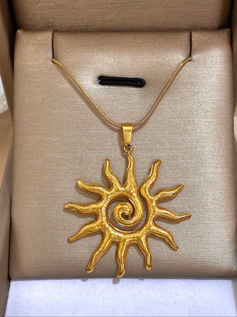 Vintage Sun Totem Pendant Necklace for Women, Stainless Steel Chain Necklace, Fashion Jewelry for Party, Daily Decor, Trendy All-match & Exquisite Jewelry for Birthday Gift, Dangling Charms Necklace