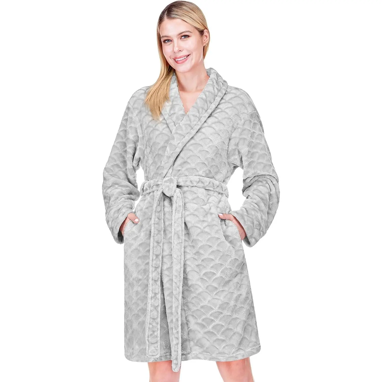 Women's Plush Knee-Length Short Bathrobe - Lightweight, Fluffy, Soft, Cute Loungewear with Pockets, All Seasons Ideal for Shower and Lounge