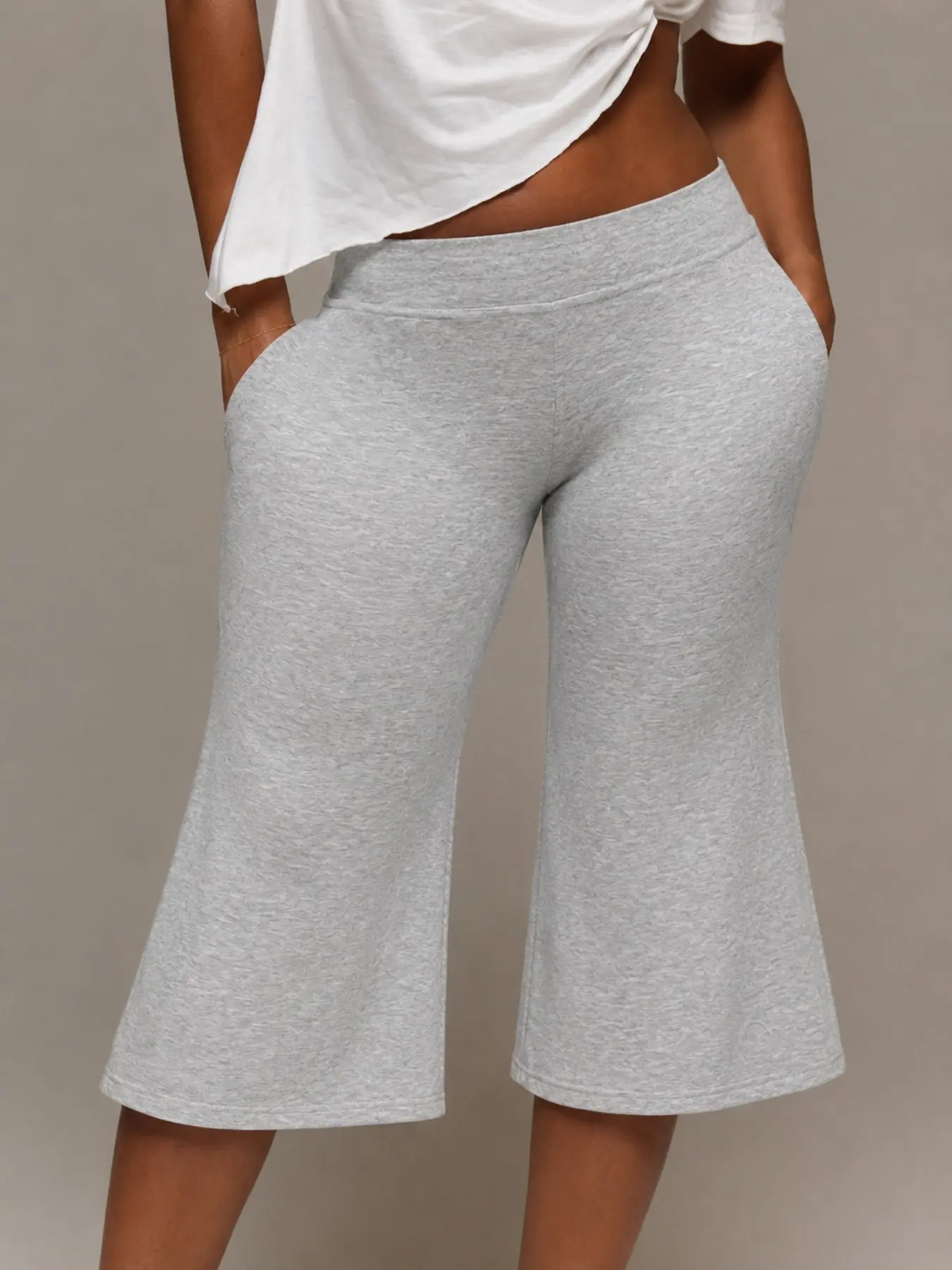 Women's Heather Grey Wide Waist Side Pocket Capri Flare Pants, Soft Knit Loose Mid-Calf Casual Bottoms