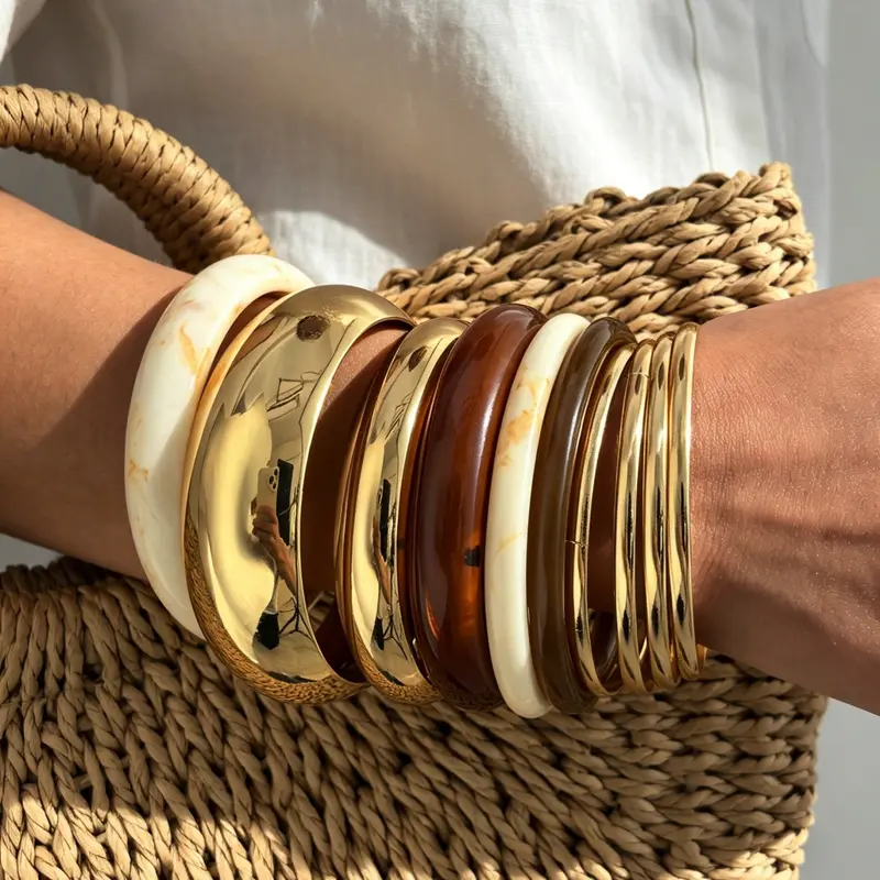 10-Piece Women's Fashion Bracelet Set, Chunky Resin Bangle Set, Stacked Bracelets, Casual All-Season Jewelry for Daily Wear, Gifts, Parties, and Weddings