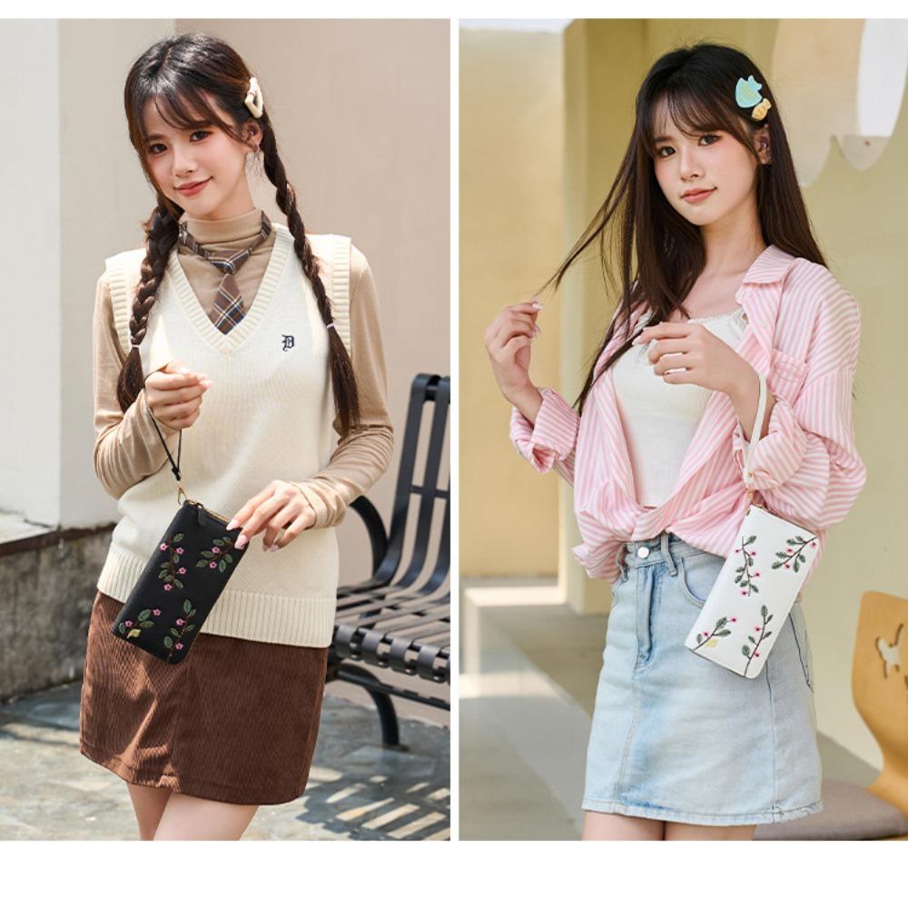 2026 Women’s Embroidered Floral Wallet – Multi-Card Organizer & Fashion Clutch Purse