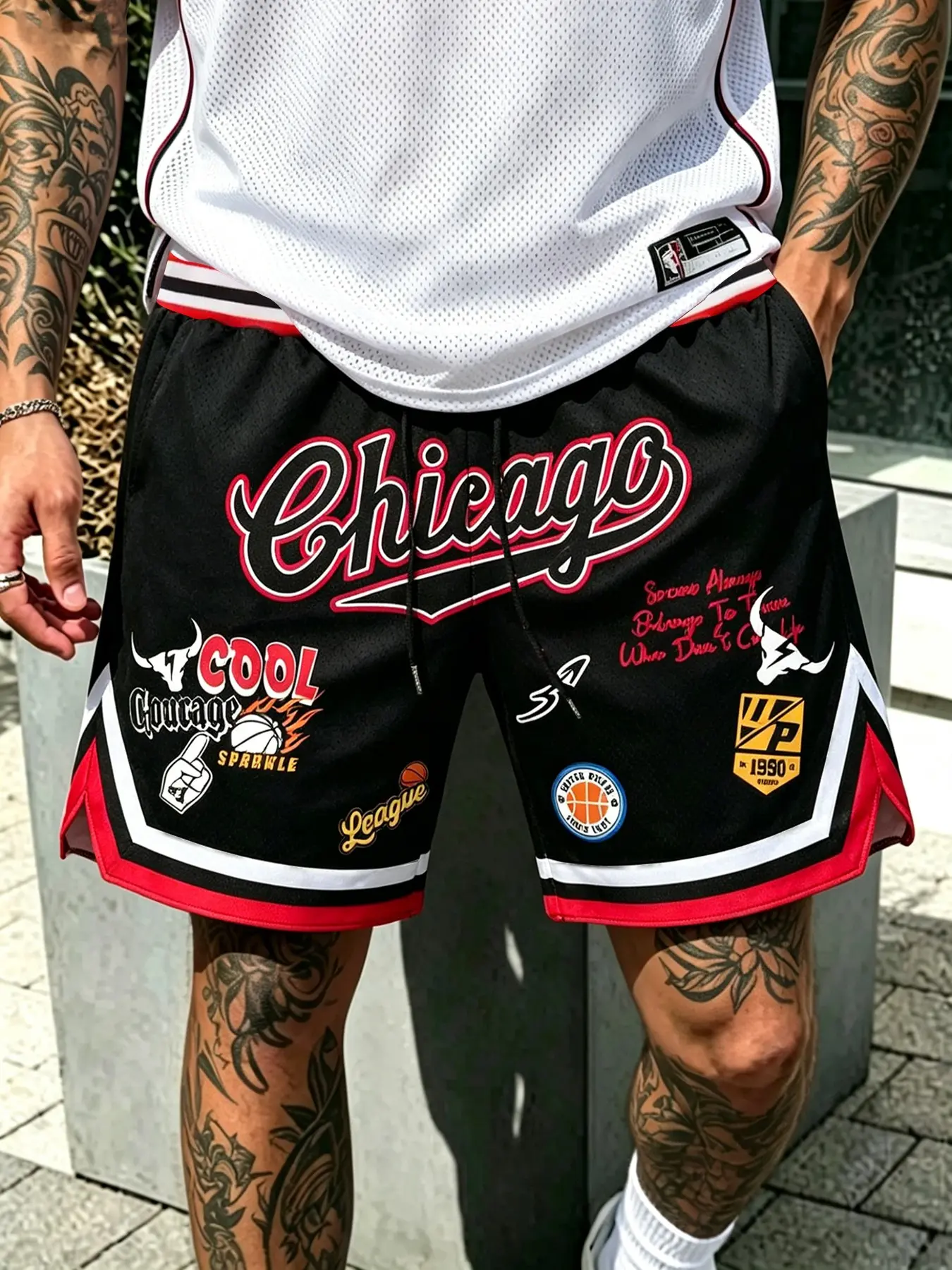 American Basketball Style Athletic Casual Shorts, Cool Sports Shorts, Chicago Logo, Mesh Breathable Fabric, Drawstring Design, Graphic Pattern, Ideal for Daily Wear and Light Sports