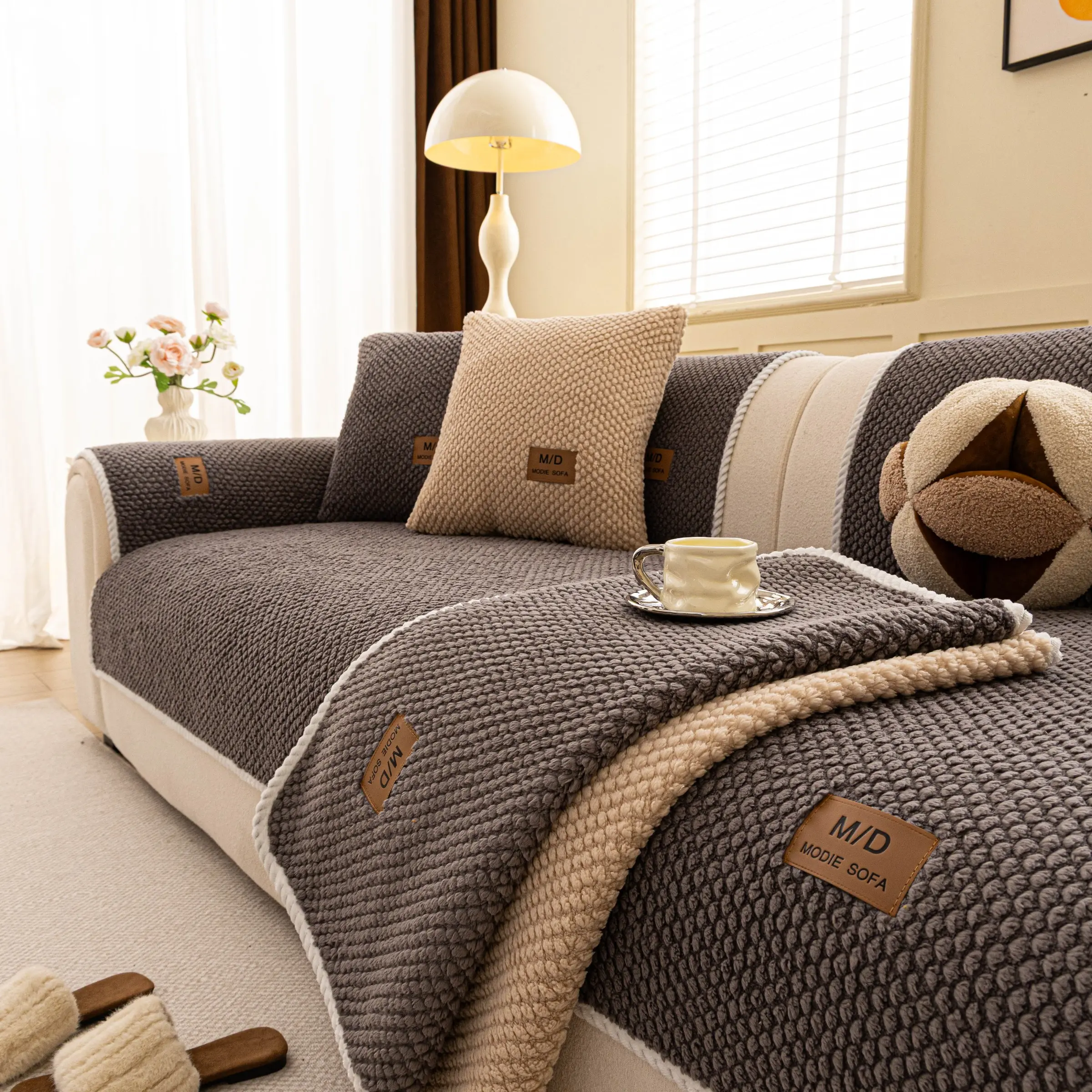 Luxurious Thick Detachable Sofa Cover, Soft Textured Cushion, Non-Slip Washable Universal Sofa Protector, Pet-Friendly Modern Sofa Set