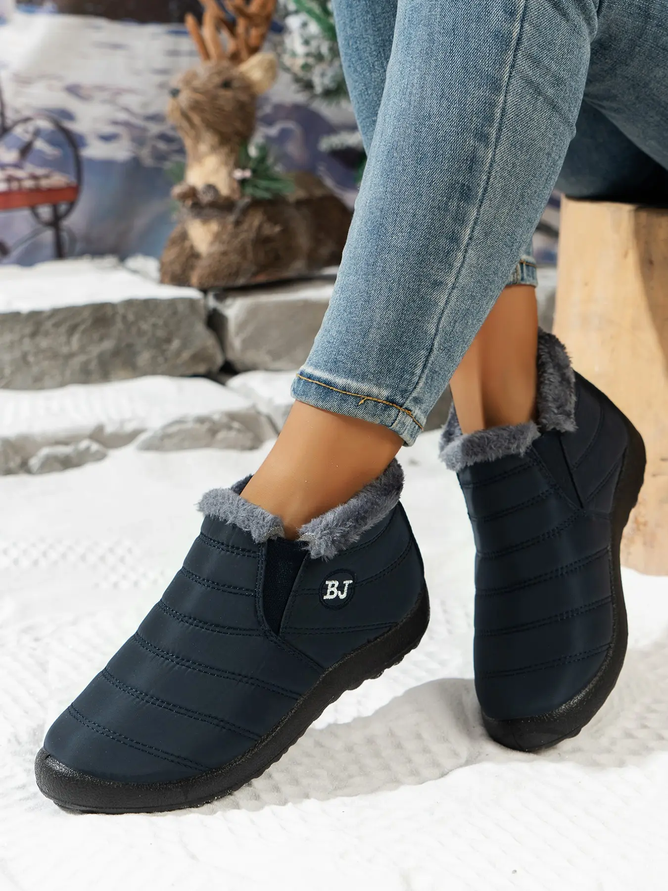 Ladies Fashion Slip On Winter Ankle Booties Warm Fleece Lined Waterproof Snow Boots Lightweight Non Slip Casual Walking Boots for Shopping Driving Daily Wear