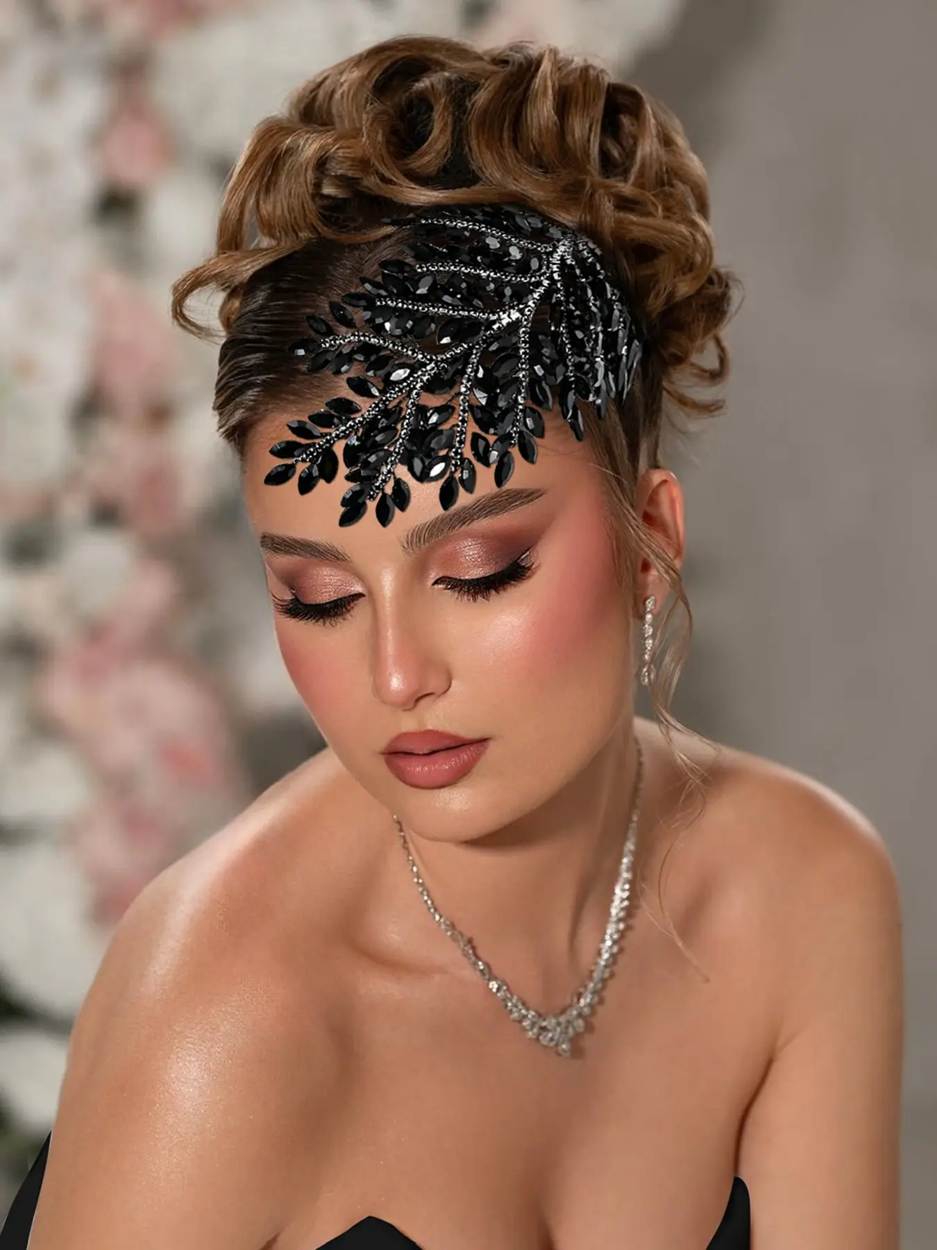 Luxurious Women's Hairband with Sparkling Rhinestones, Elegant Bridal Hairstyle Accessory, Handmade Party Headpiece for Weddings and Events, Bridal Hair Accessories