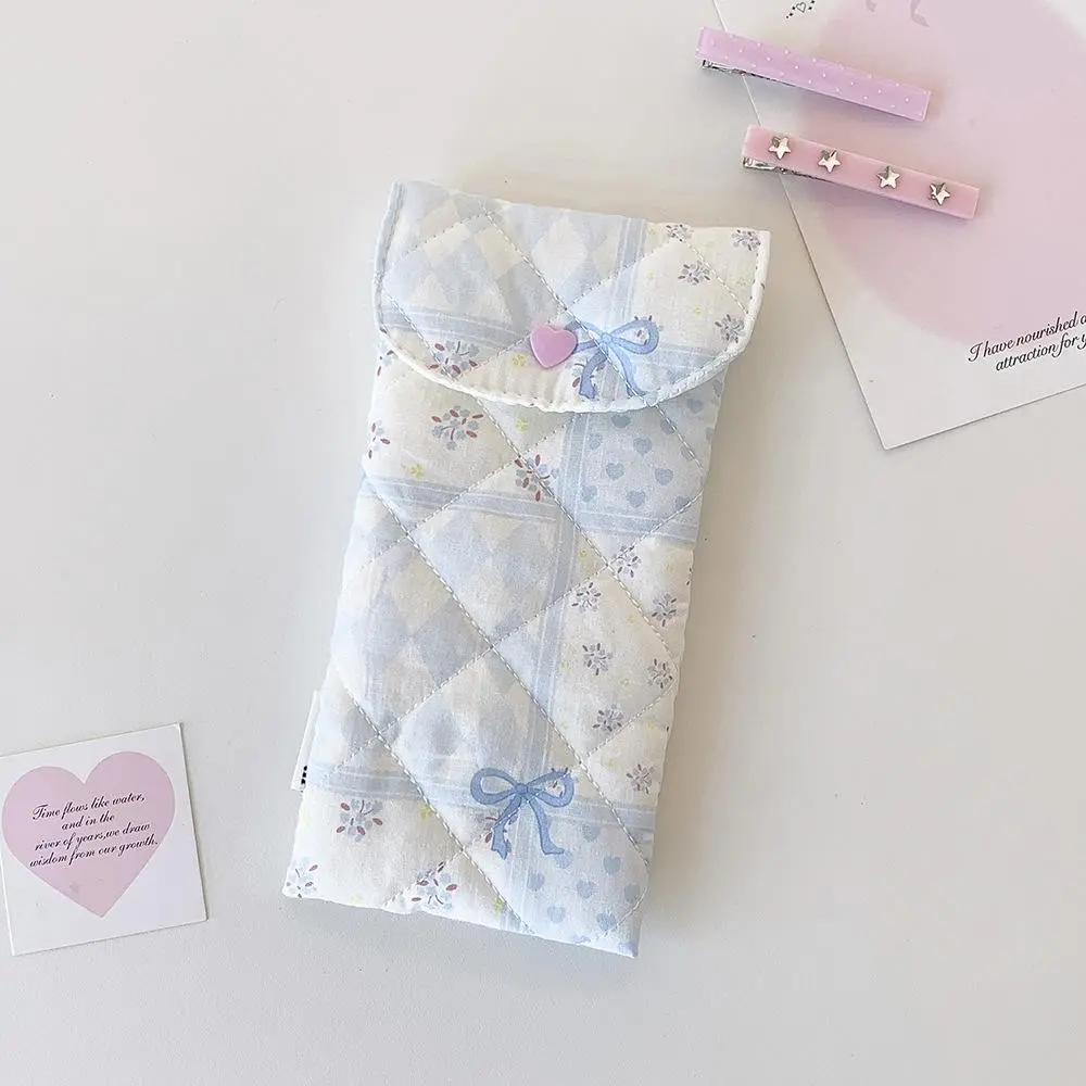 Coquette Style Quilted Floral Sunglasses Case, Butterfly Heart Star Print, Thick Padded Scratch-Resistant, Dual Use Pencil Brush Bag