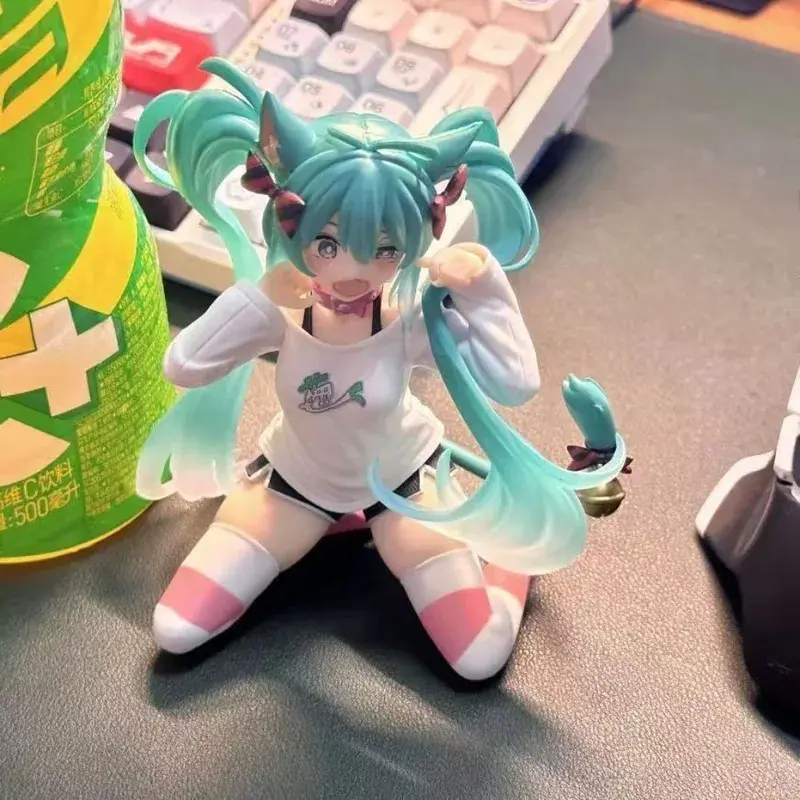 Hatsune Miku Neko T-Shirt Ver. 11cm Kawaii Girl High-Grade PVC Action Figure, Anime Collectible Figurines, Miniature Replica Toy Gift for Anime Fans, Action Figures