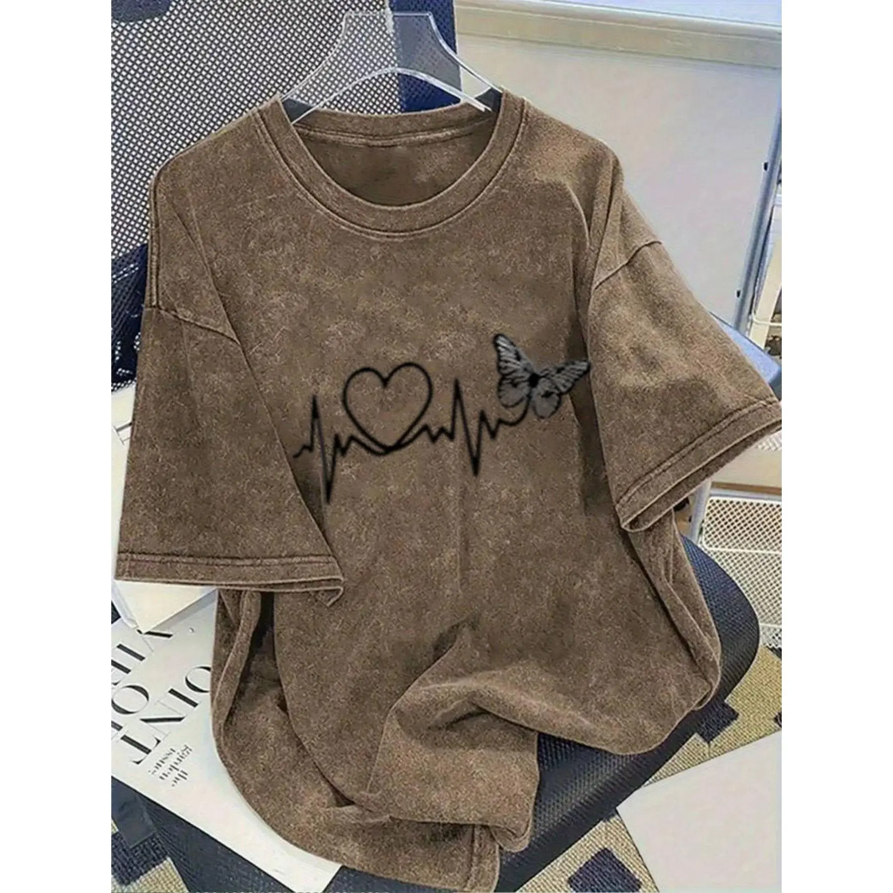Valentine's Day Graphic Print T-Shirt - 230g Washed T-Shirt, High Quality Vintage Fashion T-Shirt, Women's T-Shirt, Casual Attire Popular T-Shirt, Lover's Holiday Gift, Valentine's Day Perfect Gift