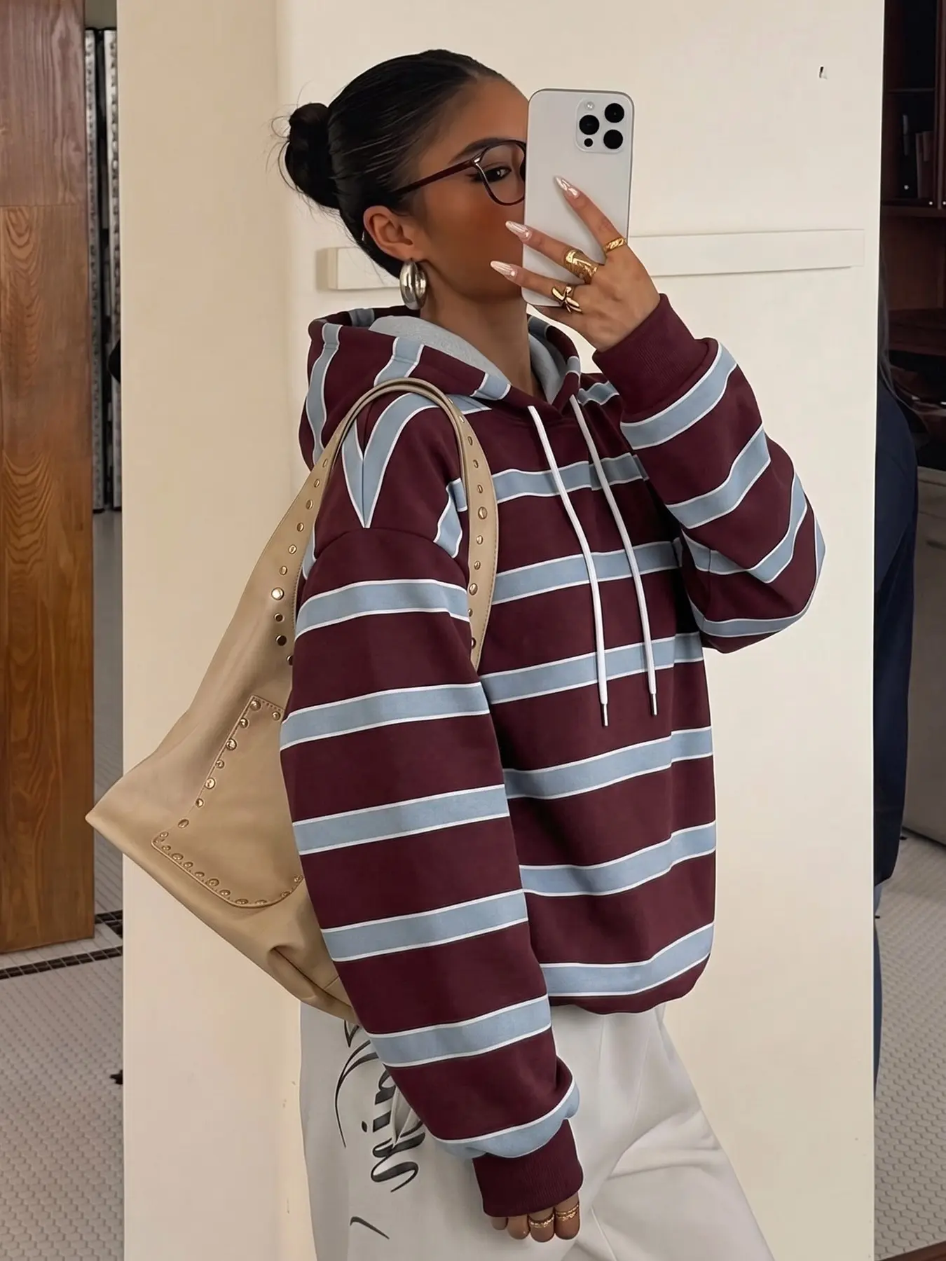 Women Retro Burgundy Light‑Blue Wide Stripe Striped Oversized Hoodie Vintage American Loose Drawstring Hooded Sweatshirt Casual Street Long Sleeve Pullover Top #VintageHoodie #StripeHoodie #RetroOutfit