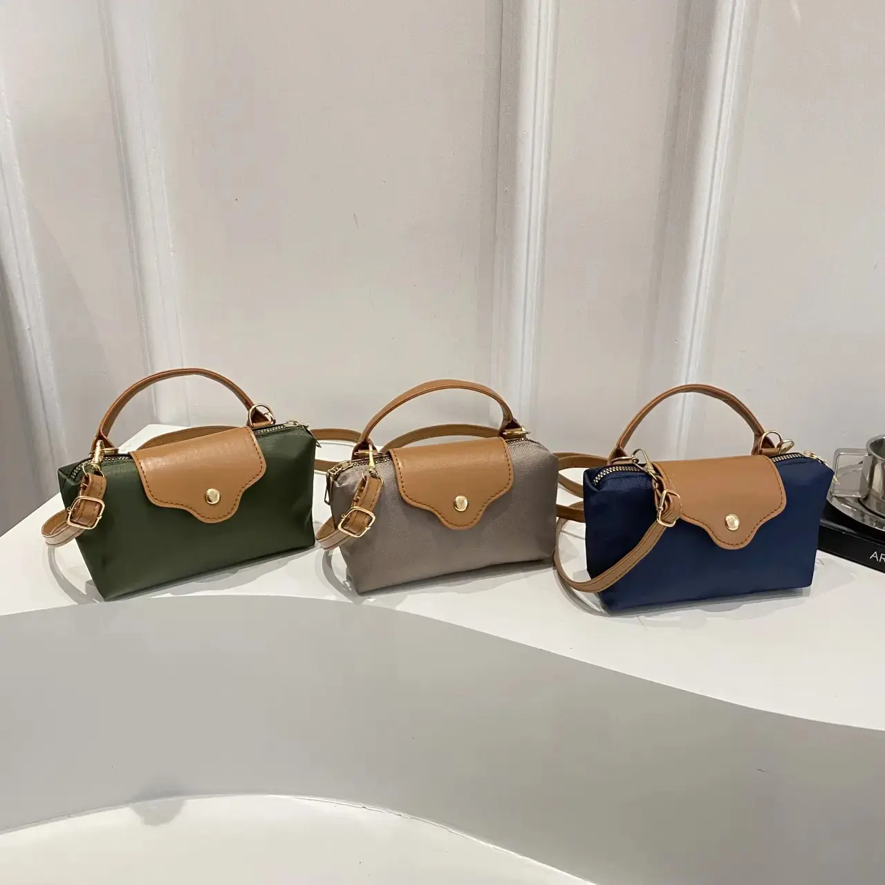 2026 Women's Mini Nylon Crossbody Purse, Popular Leather Trim Top-Handle Shoulder Bag, Compact Zippered Everyday Carry Bag, versatile design & neutral color options, great for storing essentials, concerts and gifting