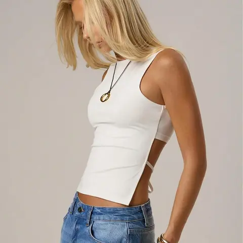 Fashion Sexy Round Neck Sleeveless Back Tie Reveal Back Design Irregular Strap Solid Color Street Style Chic Backless Cami Top Sleeveless Women's Top Single Piece Camisole Tank Tops