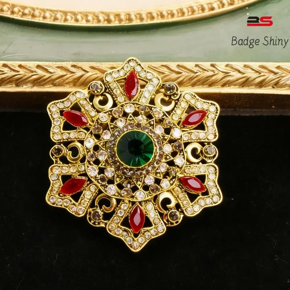 Baroque Court Retro Brooches Personalized Hollowed Out Badges, Corsage High End Jewelry Accessories Gift