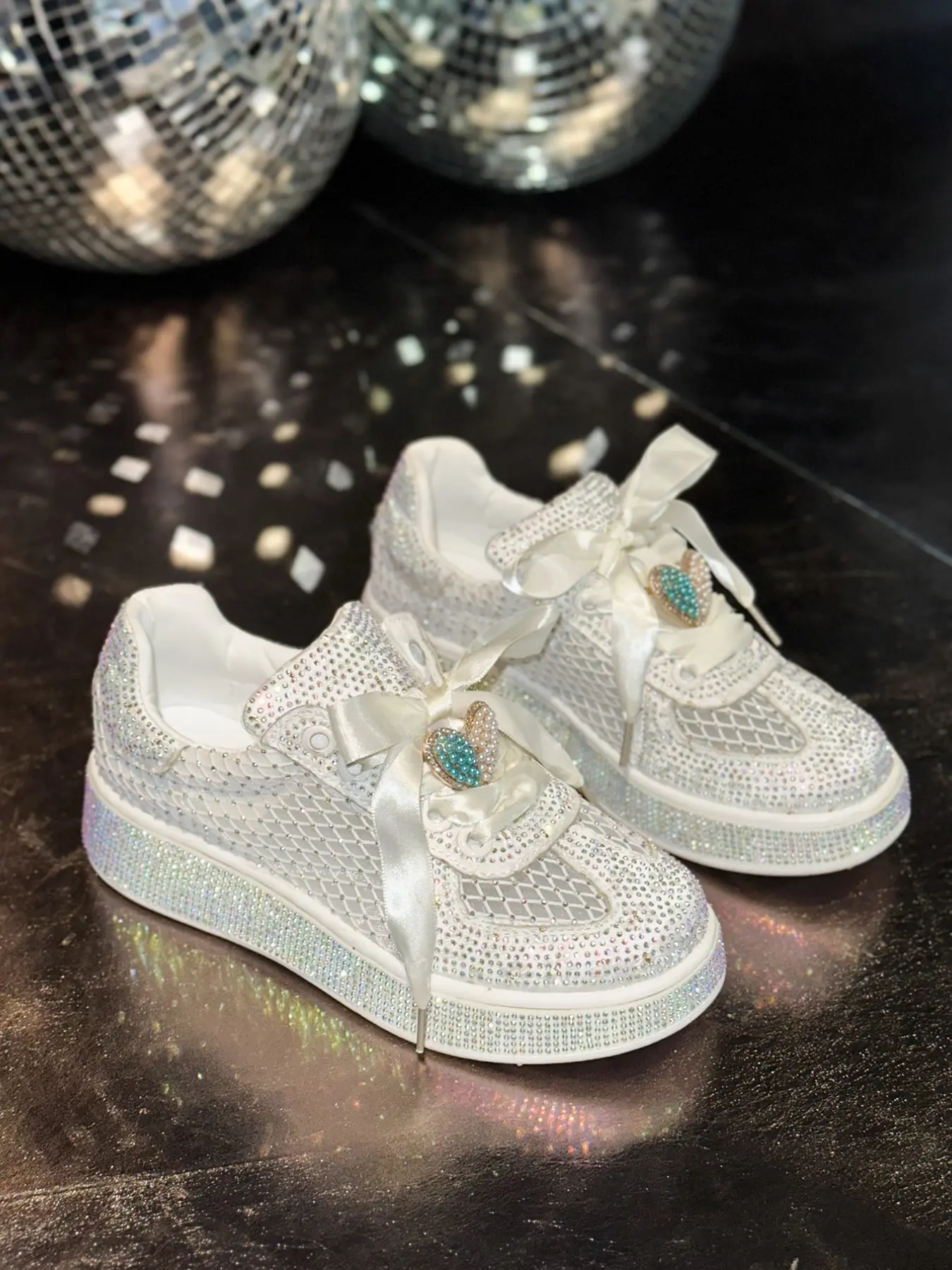 Fairy Style Full Rhinestone Heart Decor Mesh Sports Shoes, Thick Sole Height Increase Breathable Sneakers, Bow Rhinestone Ribbon Tie Shoes