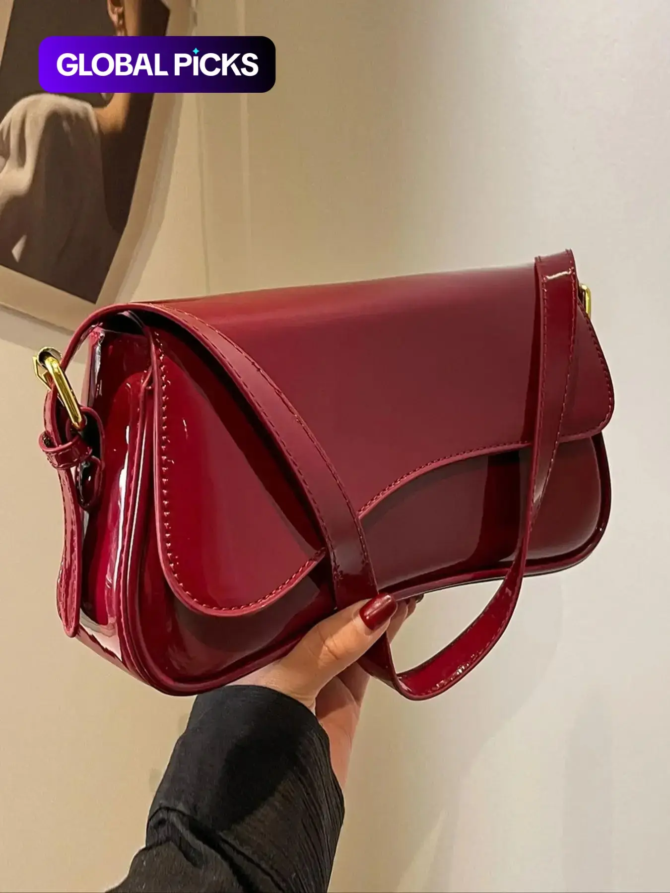 26 Spring/Summer Women's Saddle Bag, Daily Shoulder Bag and Crossbody Bag, Elegant Magnetic Sealed Saddle Bag, Suitable for Daily Use, Party Attendance