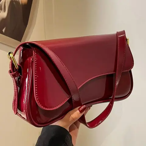 26 Women's Saddle Bag, Fashion Bags, Daily Shoulder Bag and Crossbody Bag, Elegant Magnetic Sealed Saddle Bag, Suitable for Daily Use, Party Attendance