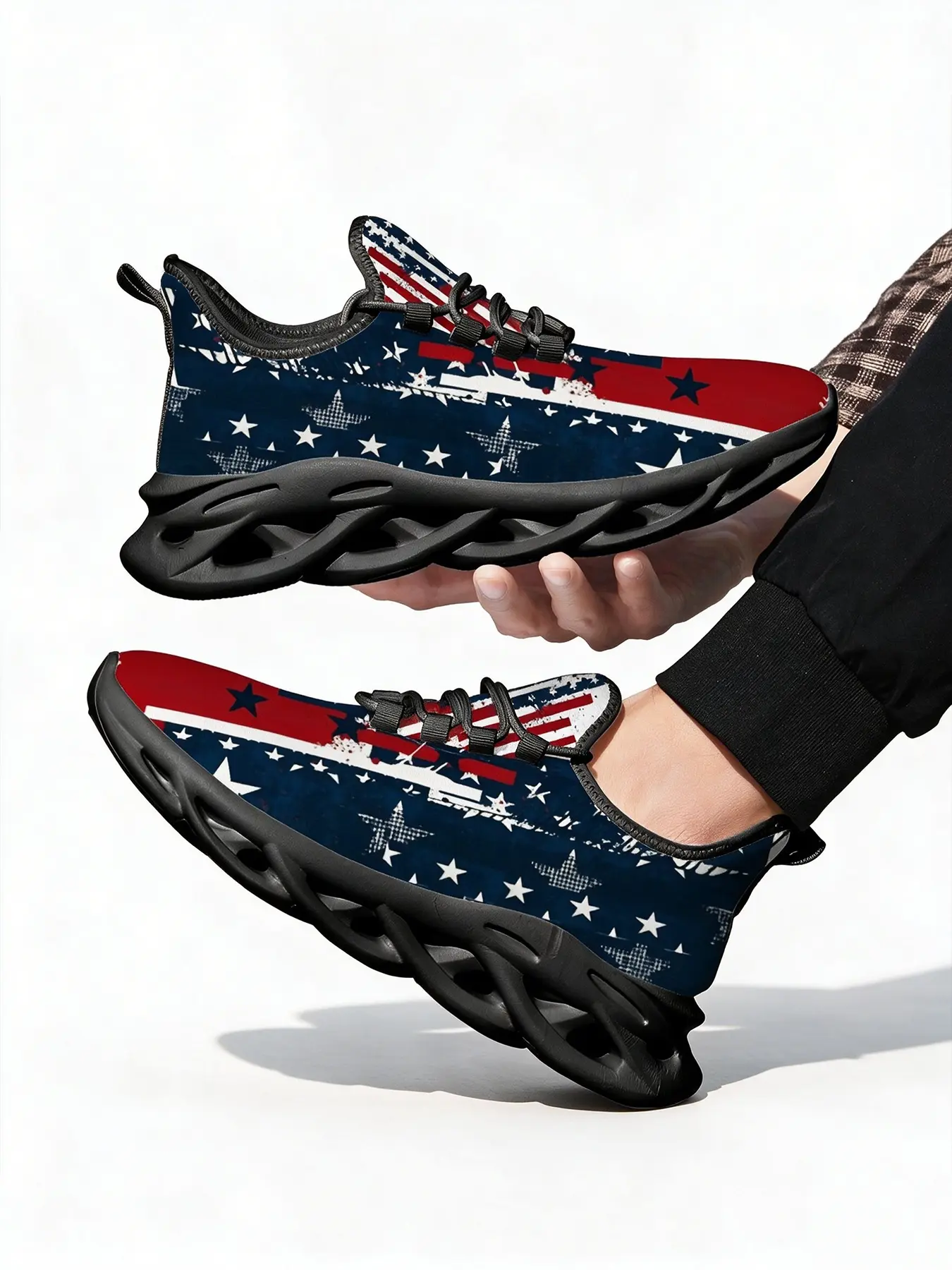 Unique American Flag Sneakers Patriotic Print Sneaker For Man Woman Daily Wear Graffiti Art Style Comfortable Thick Sole Footwear For All Seasons Sports Shoes Breathable Mesh Daily Walking Shoes