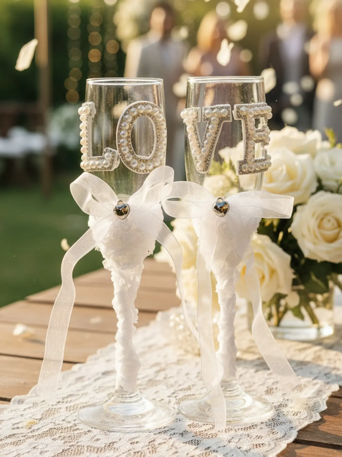 2-Piece LOVE Pearl Letter Wedding Champagne Flutes, Elegant Bride & Groom Toasting Glasses with Bow Ribbon and Heart Decoration, Crystal Champagne Glass Set for Wedding, Engagement, Bridal Shower, Anniversary Gift