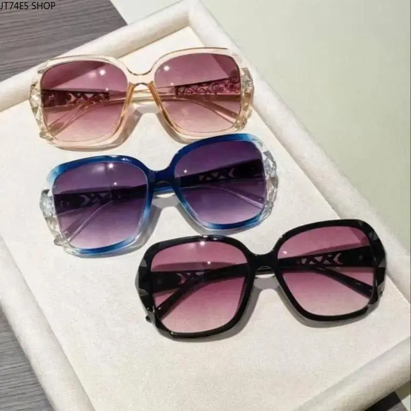 Unisex 3-Pack Retro Heart-Shaped Sunglasses - Hearts Decorative Eyewear Piece, Tinted Lens Casual Accessory, Comfortable Extended Wear for Male Daily & Summer Outdoor Use, Outdoor Events, Seasonal Leisure Activities, Set, Trending Glasses, Funky Sunglasse